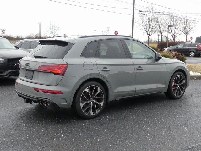 2022 Audi SQ5 Premium Plus