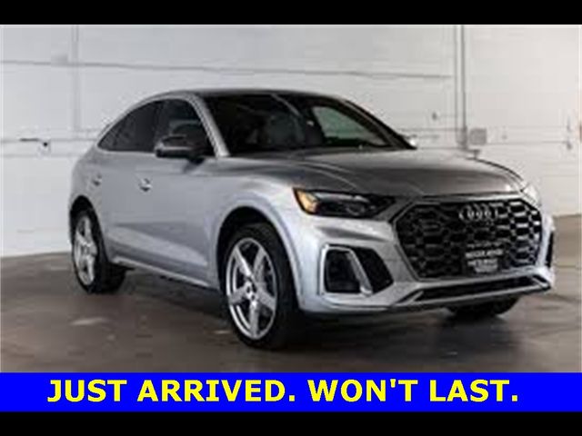 2022 Audi SQ5 Premium