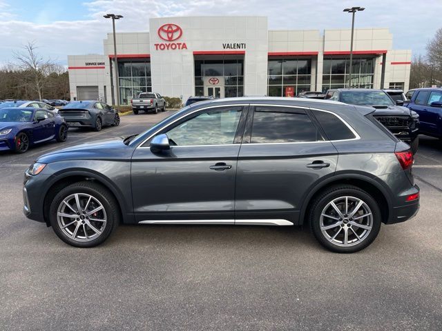 2022 Audi SQ5 Premium