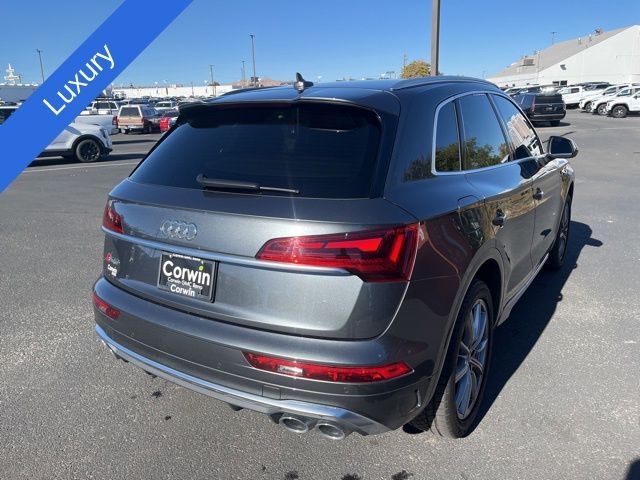 2022 Audi SQ5 Premium