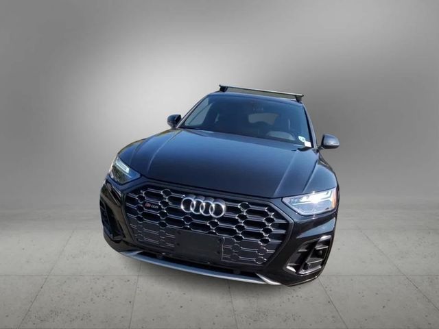 2022 Audi SQ5 Premium