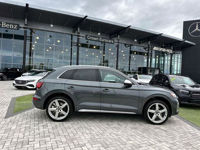 2022 Audi SQ5 Premium