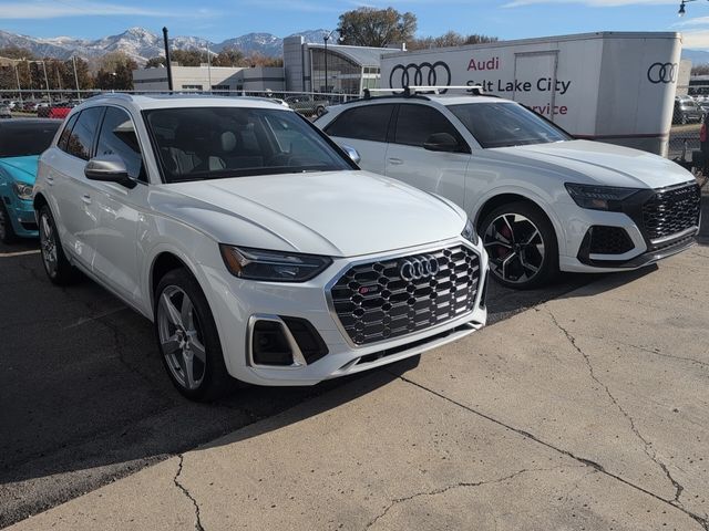 2022 Audi SQ5 Premium