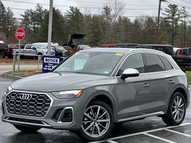 2022 Audi SQ5 Premium