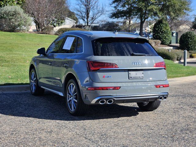 2022 Audi SQ5 Premium