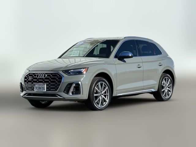 2022 Audi SQ5 Premium