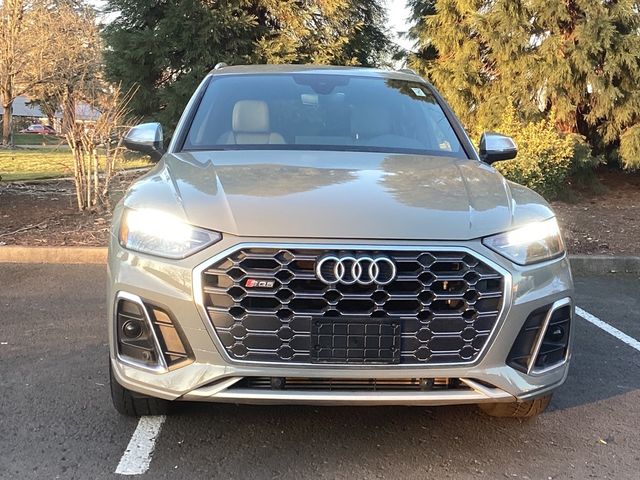 2022 Audi SQ5 Premium