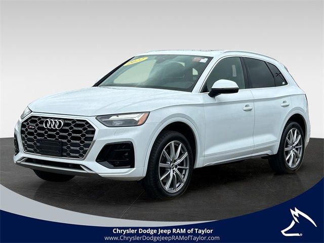 2022 Audi SQ5 Premium