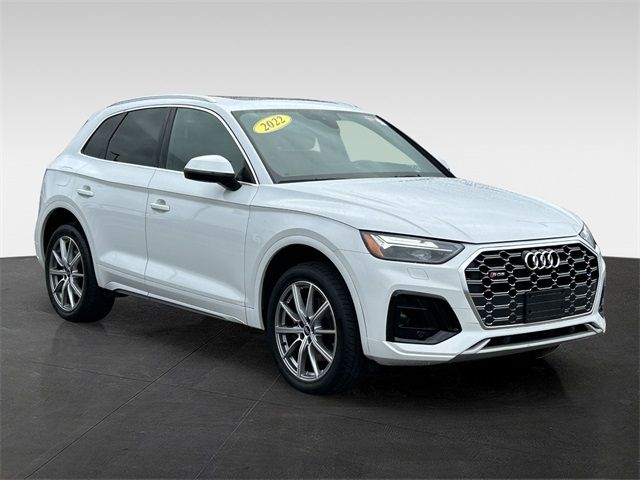 2022 Audi SQ5 Premium