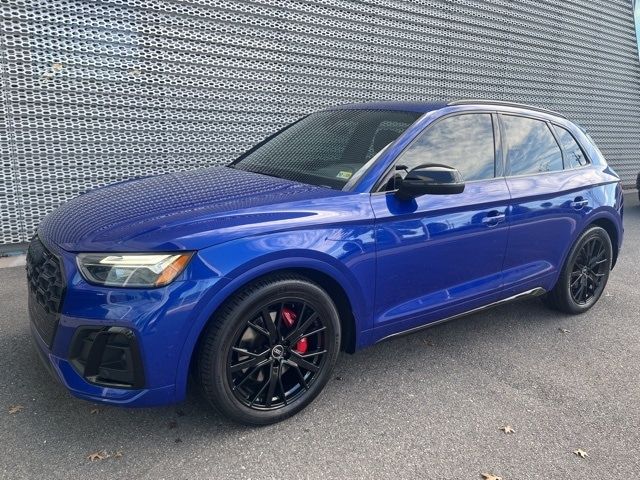 2022 Audi SQ5 Premium Plus