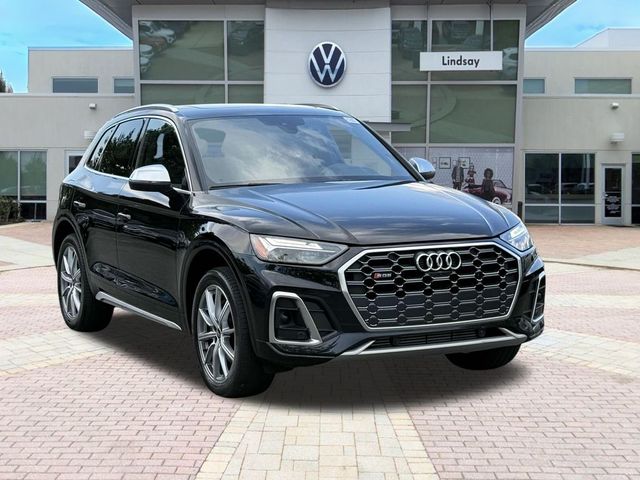 2022 Audi SQ5 Premium Plus