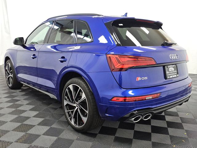 2022 Audi SQ5 Premium Plus