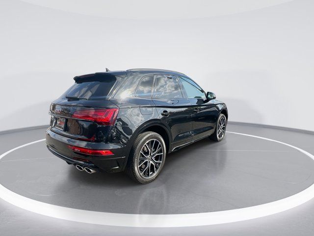 2022 Audi SQ5 Premium Plus