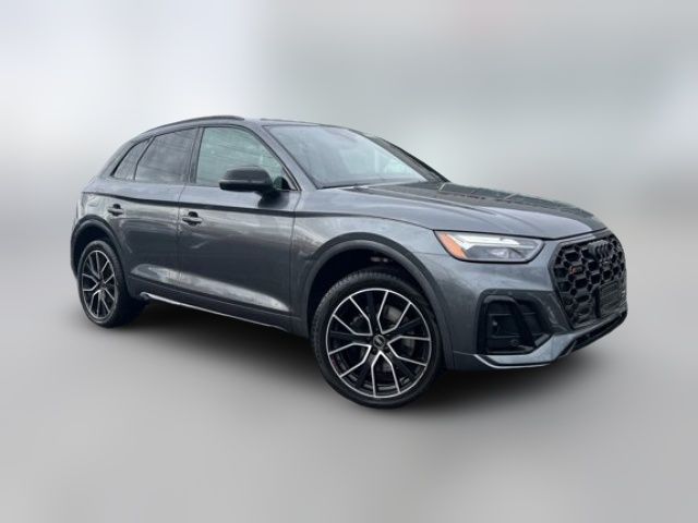 2022 Audi SQ5 Premium Plus