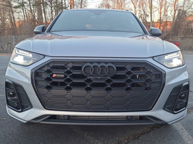 2022 Audi SQ5 Premium Plus