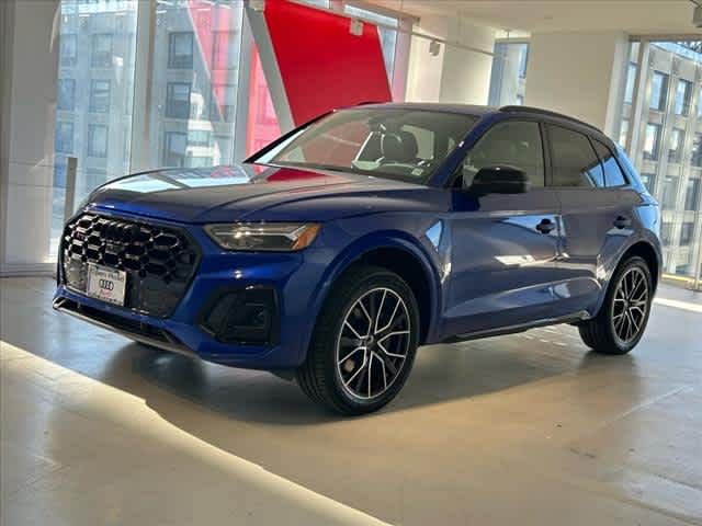 2022 Audi SQ5 Premium Plus