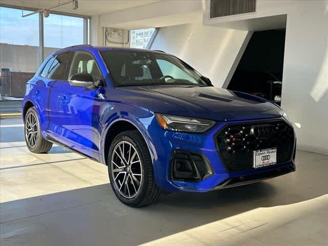 2022 Audi SQ5 Premium Plus