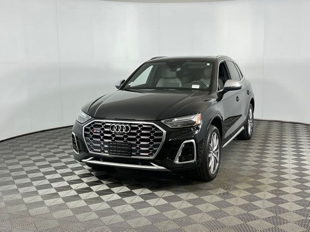 2022 Audi SQ5 Premium Plus