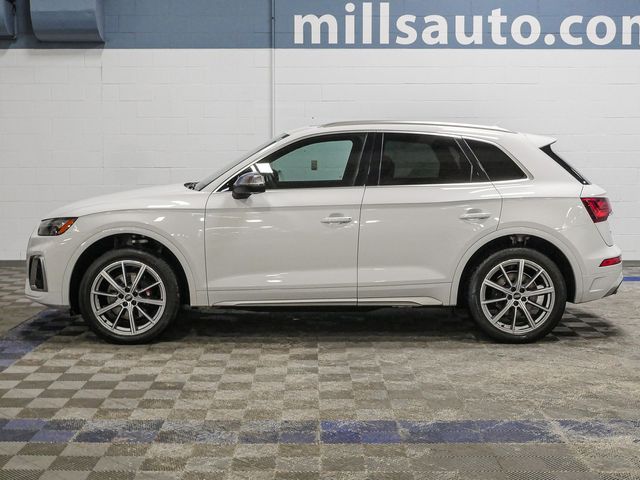 2022 Audi SQ5 Premium Plus
