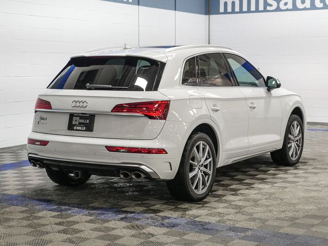 2022 Audi SQ5 Premium Plus