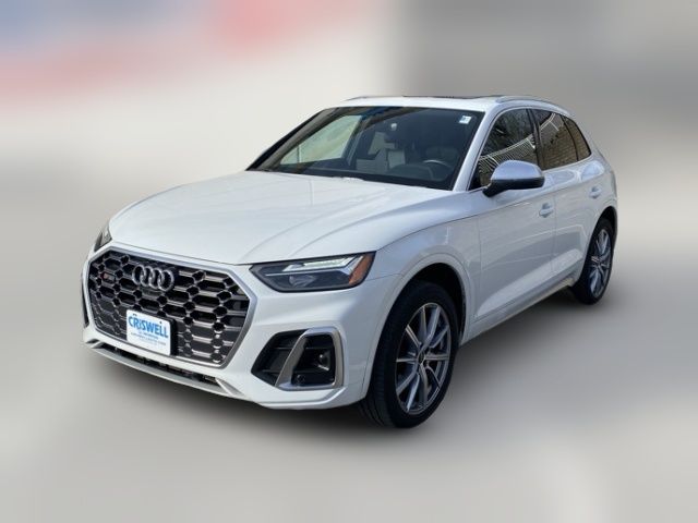 2022 Audi SQ5 Premium Plus