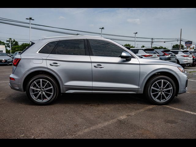 2022 Audi SQ5 Premium Plus