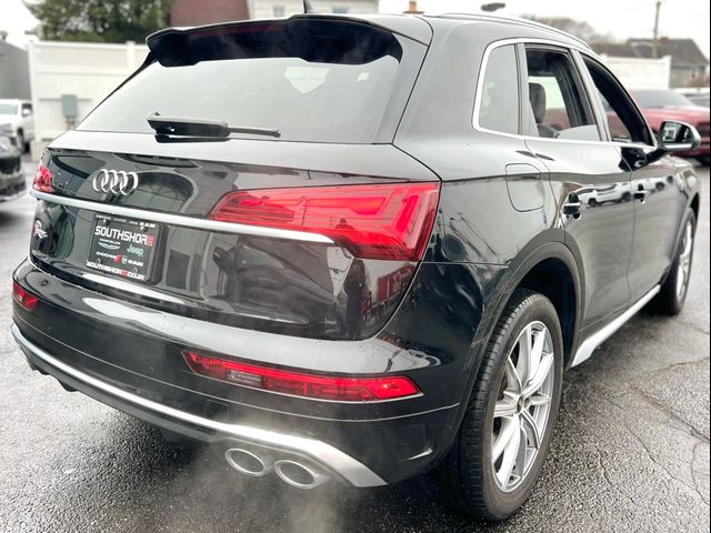 2022 Audi SQ5 Premium Plus