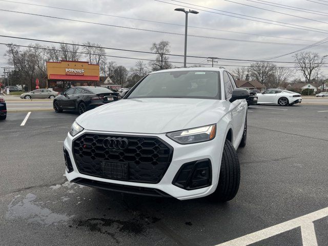 2022 Audi SQ5 Premium Plus