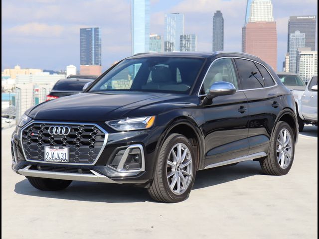 2022 Audi SQ5 Premium Plus