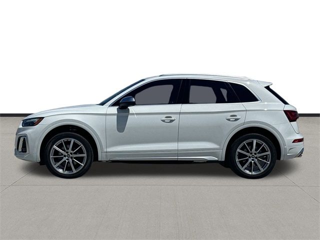 2022 Audi SQ5 Premium Plus