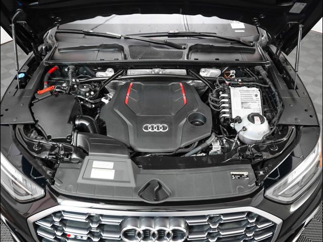 2022 Audi SQ5 Premium Plus