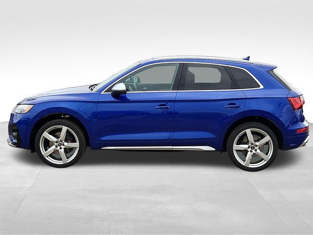 2022 Audi SQ5 Premium Plus