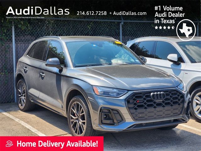 2022 Audi SQ5 Premium Plus