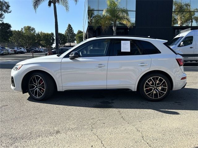 2022 Audi SQ5 Premium Plus