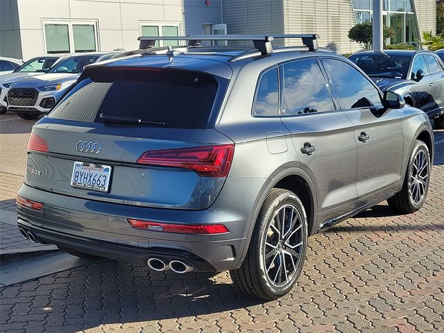 2022 Audi SQ5 Premium Plus