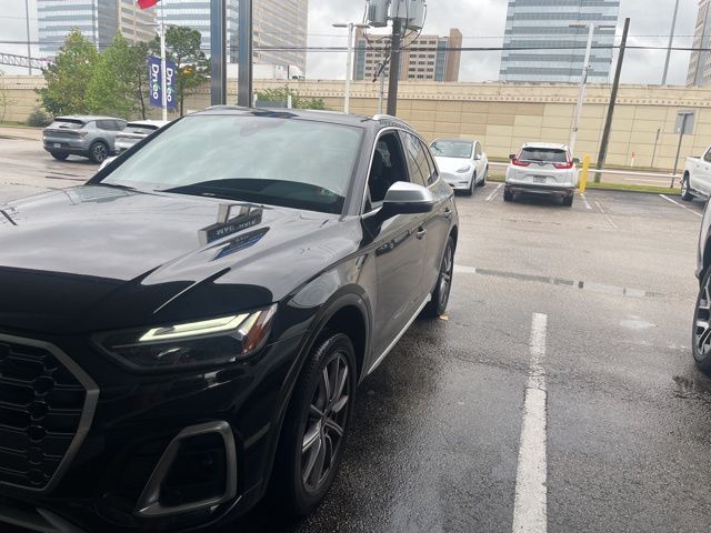 2022 Audi SQ5 Premium Plus