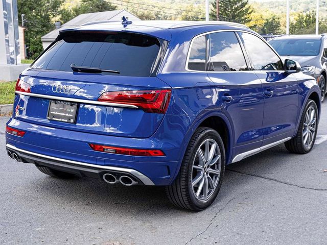 2022 Audi SQ5 Premium Plus