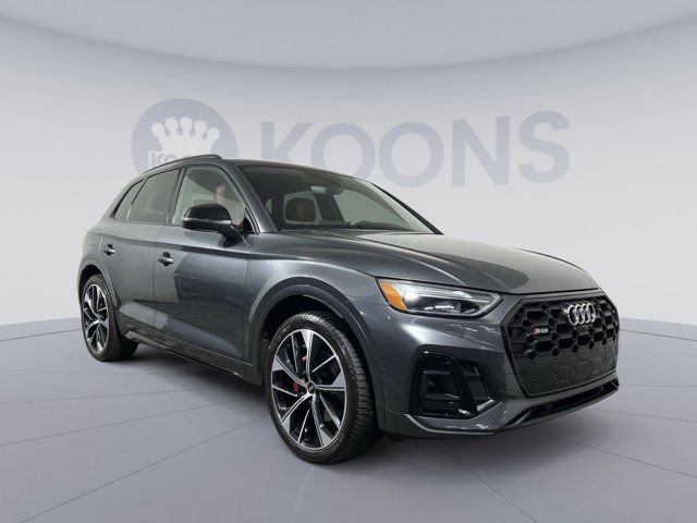 2022 Audi SQ5 Premium Plus