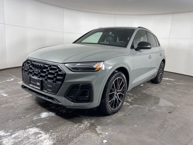 2022 Audi SQ5 Premium Plus