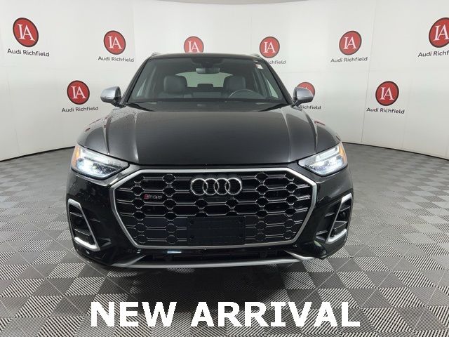 2022 Audi SQ5 Premium Plus