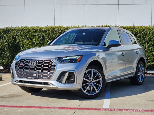 2022 Audi SQ5 Premium Plus