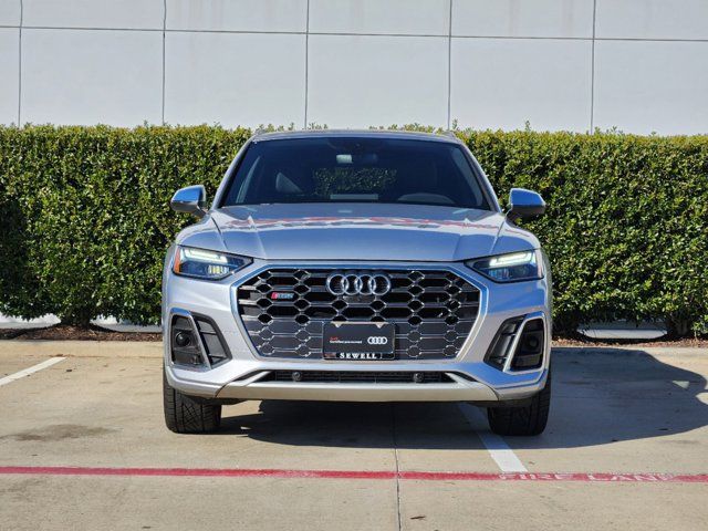 2022 Audi SQ5 Premium Plus