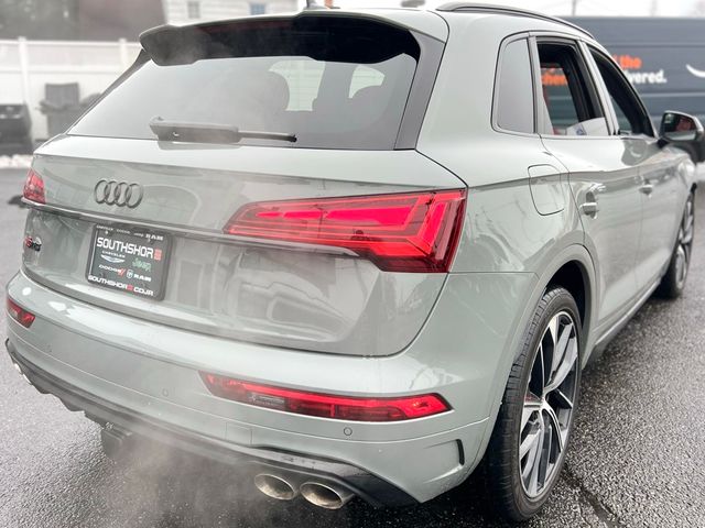 2022 Audi SQ5 Premium Plus