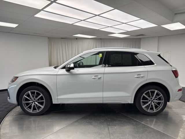 2022 Audi SQ5 Premium Plus