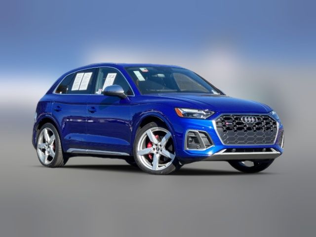 2022 Audi SQ5 Premium Plus