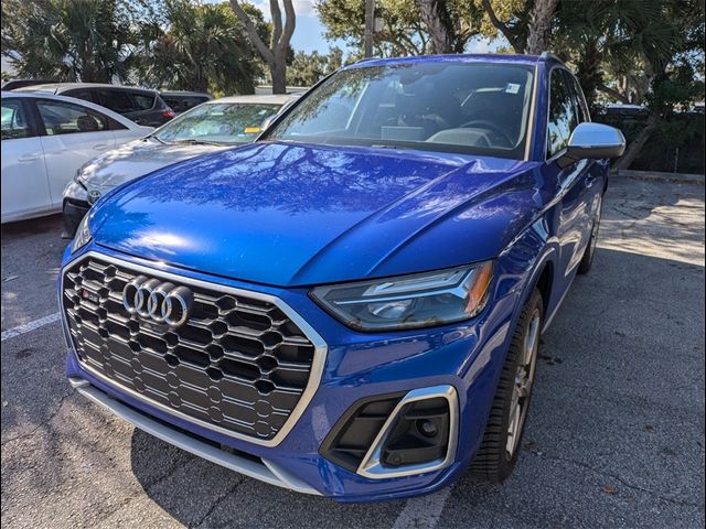 2022 Audi SQ5 Premium Plus