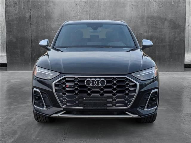 2022 Audi SQ5 Premium Plus