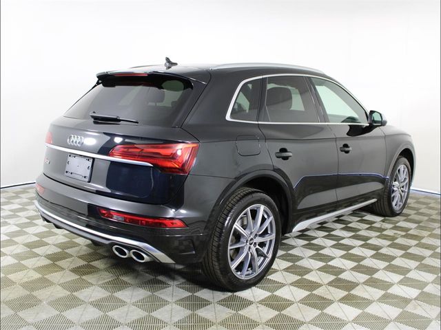 2022 Audi SQ5 Premium Plus