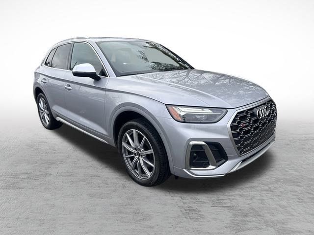 2022 Audi SQ5 Premium Plus