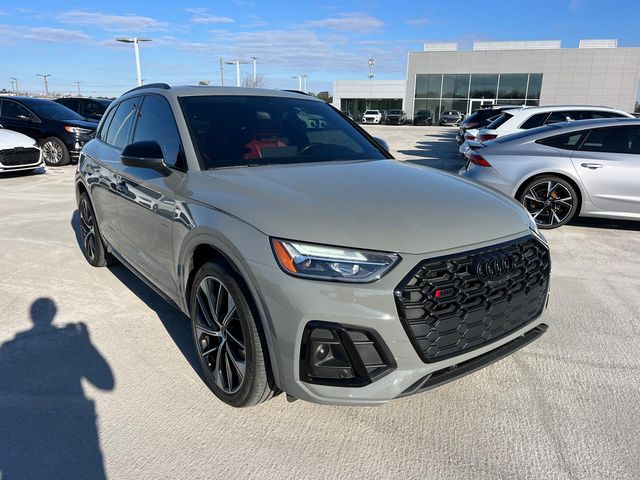 2022 Audi SQ5 Premium Plus